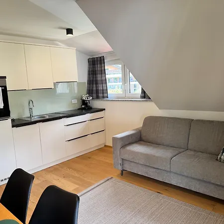 Apartmaji Kotnik Lejlighed *